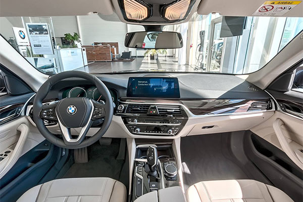 visite virtuelle 360° d'une BMW